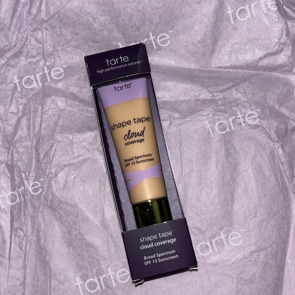 Tarte Makeup Bundle - Picture 1 of 9